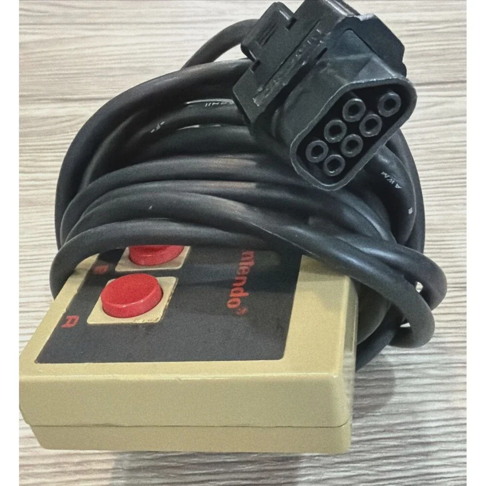 Nintendo NES Controller NES-004 Original OEM Wired Authentic